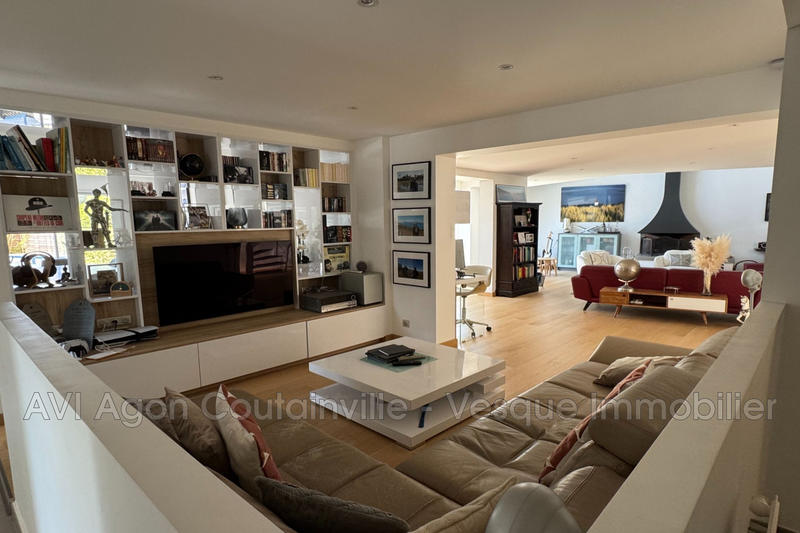 Villa - 350 m² - 10 pièces