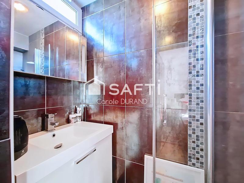 Appartement - 99 m² - 5 pièces