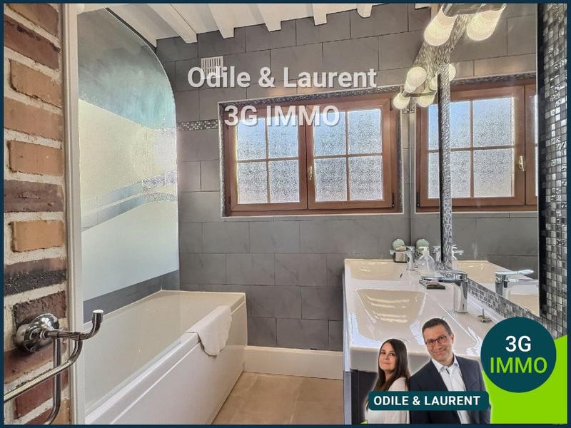 Maison ancienne - 222 m² - 9 pièces