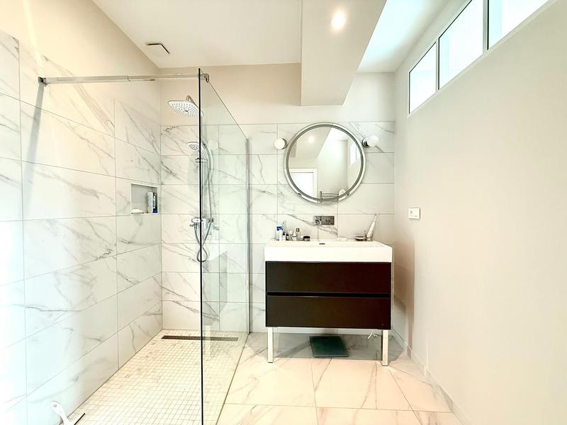 Maison - 193 m² - 6 pièces