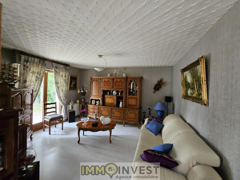 Propriété - 260 m² - 9 pièces