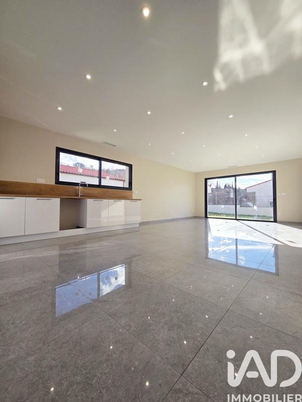 Maison - 105 m² - 4 pièces