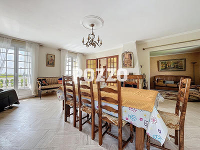 Maison - 144 m² - 7 pièces