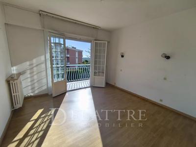 Appartement - 105 m² - 3 pièces