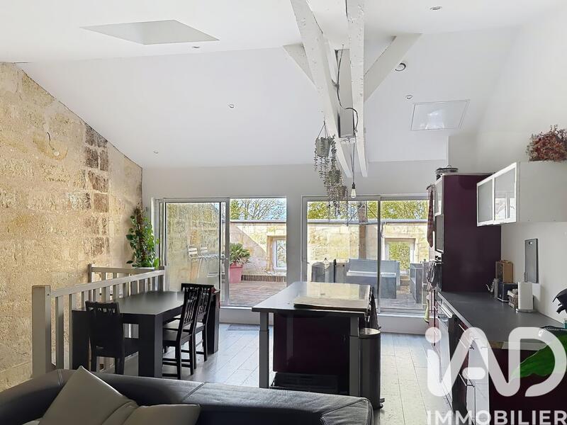 Appartement - 102 m² - 4 pièces