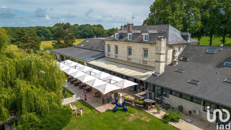 Local commercial - 1 200 m²