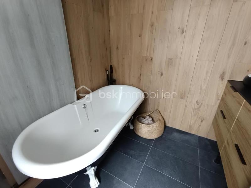 Maison - 81 m² - 3 pièces