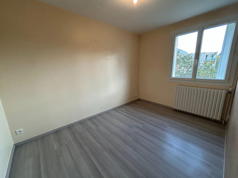 Maison - 75 m² - 5 pièces