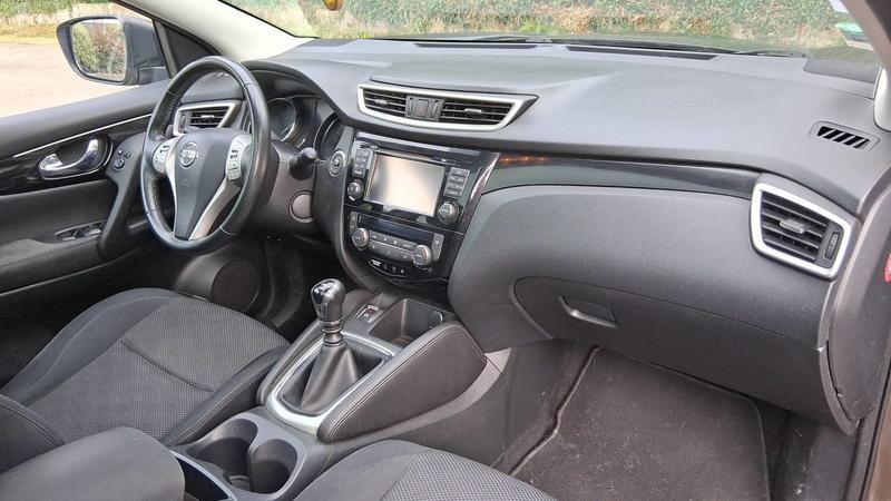 Nissan Qashqai 1.2 Dig-T 115 White Edition