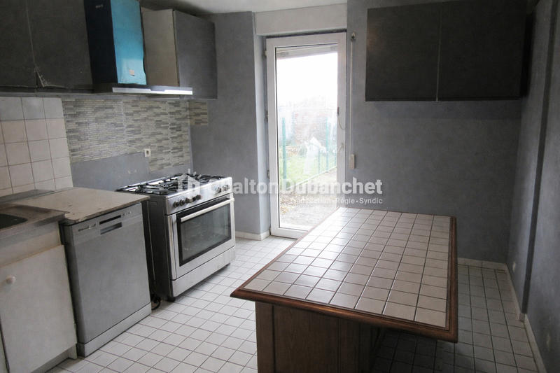 Maison - 112 m² - 7 pièces