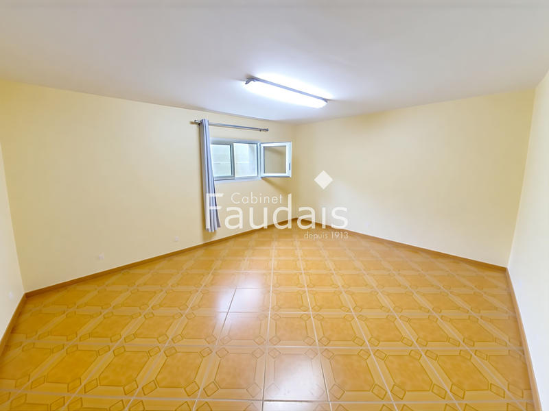 Maison - 72 m² - 5 pièces