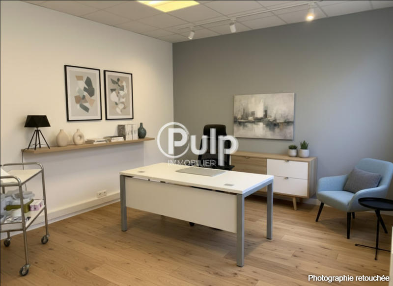 Local commercial - 75 m² - 4 pièces