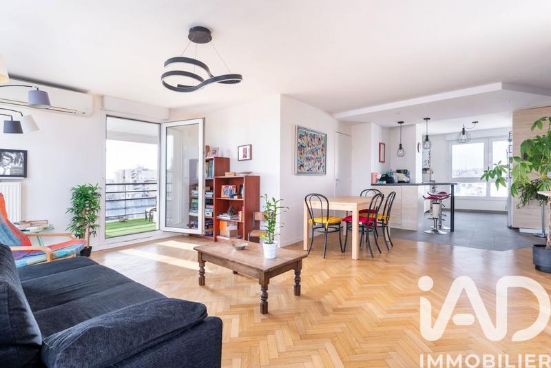 Appartement - 105 m² - 5 pièces