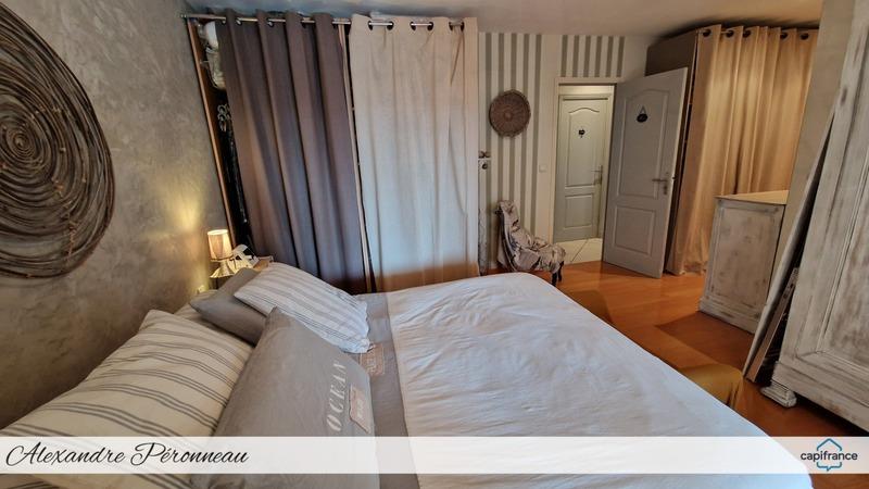 Maison - 175 m² - 7 pièces