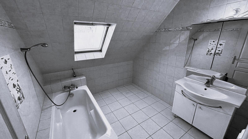 Maison - 110 m² - 7 pièces