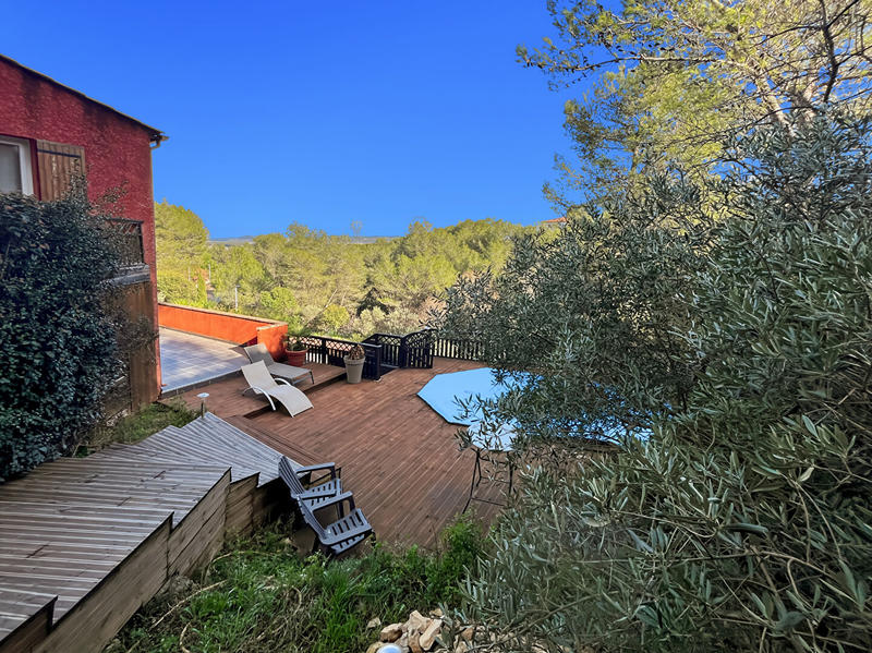 Maison - 198 m² - 8 pièces