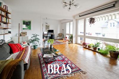 Appartement - 104 m² - 5 pièces