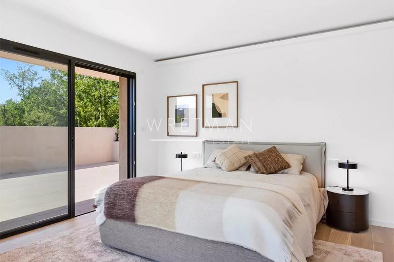 Villa - 240 m² - 5 pièces