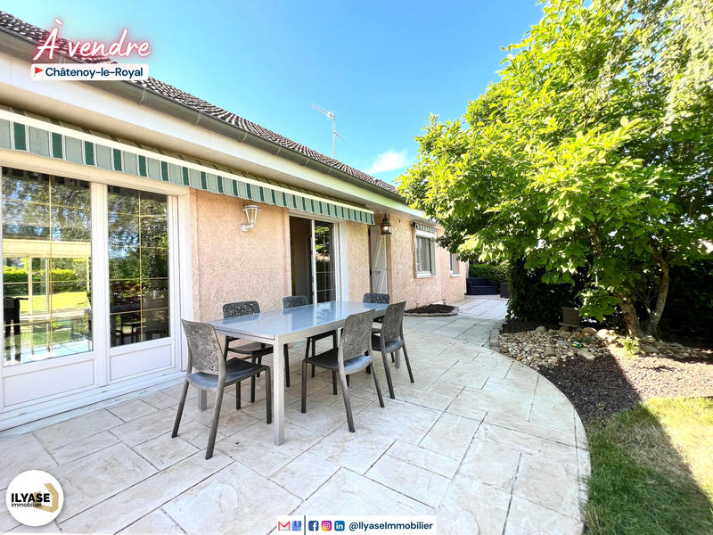 Maison - 182 m² - 7 pièces