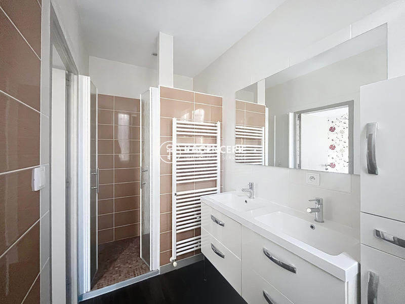 Maison - 115 m² - 4 pièces