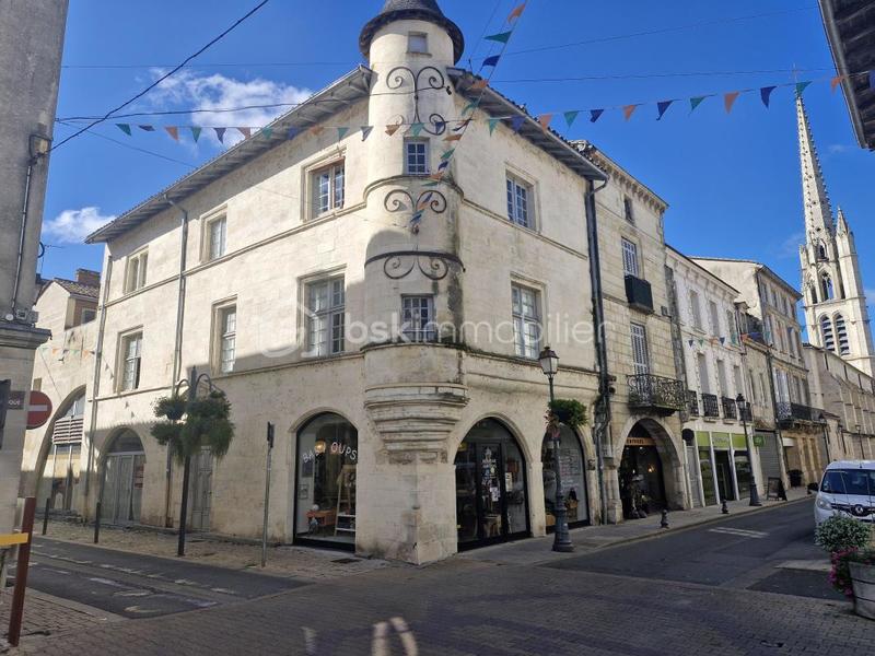 Immeuble - 177 m² - 15 pièces