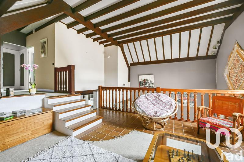 Maison - 140 m² - 5 pièces