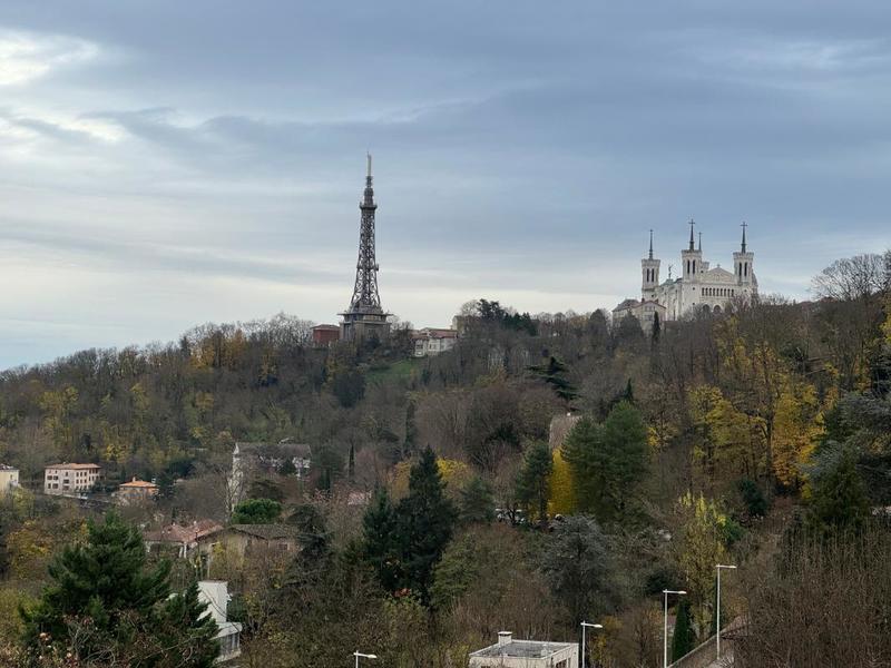 Appartement - 60 m² - 2 pièces