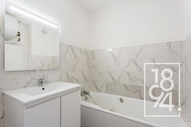 Studio - 20 m² - 1 pièce