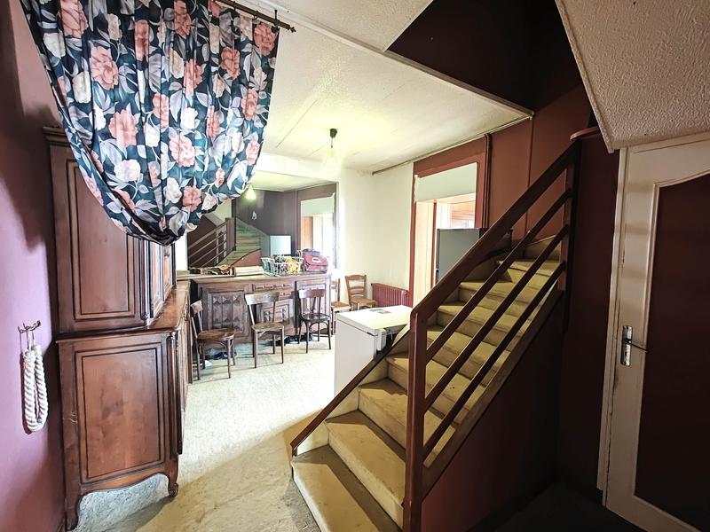 Maison - 157 m² - 8 pièces