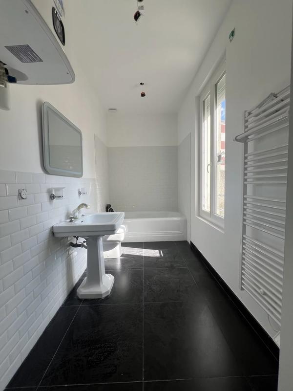 Appartement - 168 m² - 5 pièces