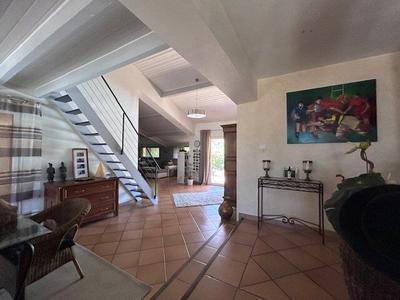 Maison - 137 m² - 5 pièces