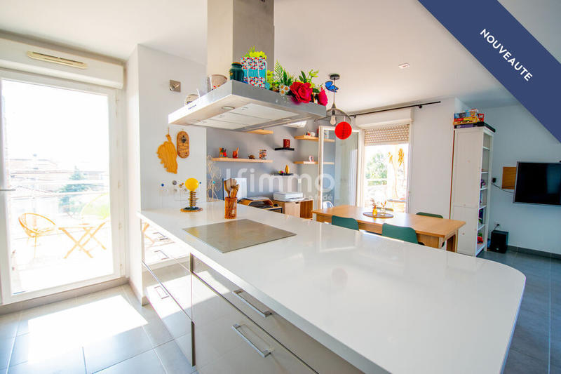 Appartement - 75 m² - 3 pièces