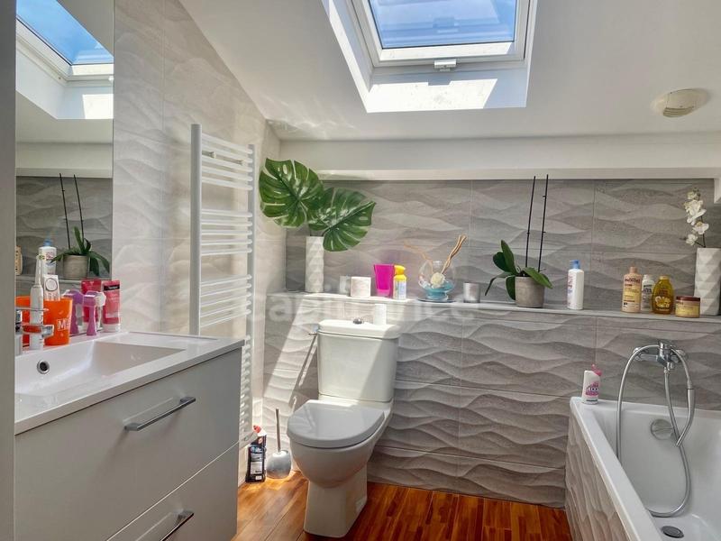 Duplex - 147 m² - 4 pièces