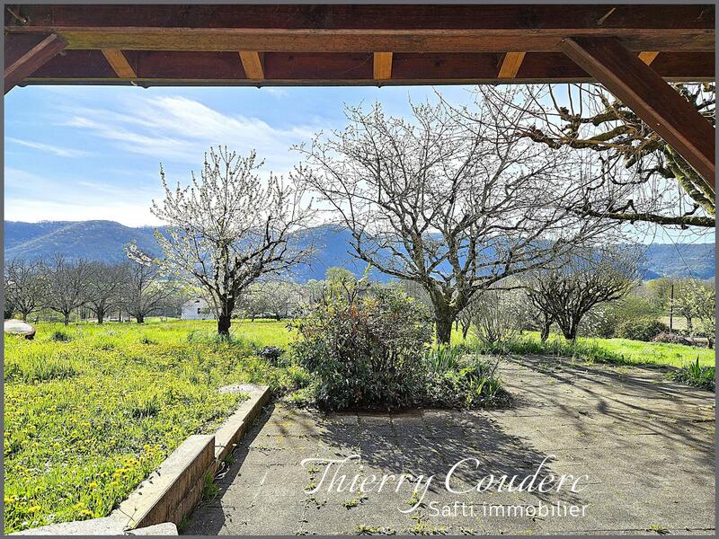 Maison - 181 m² - 10 pièces