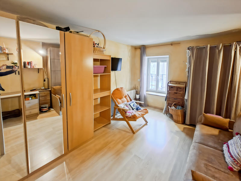 Maison de village - 94 m² - 5 pièces