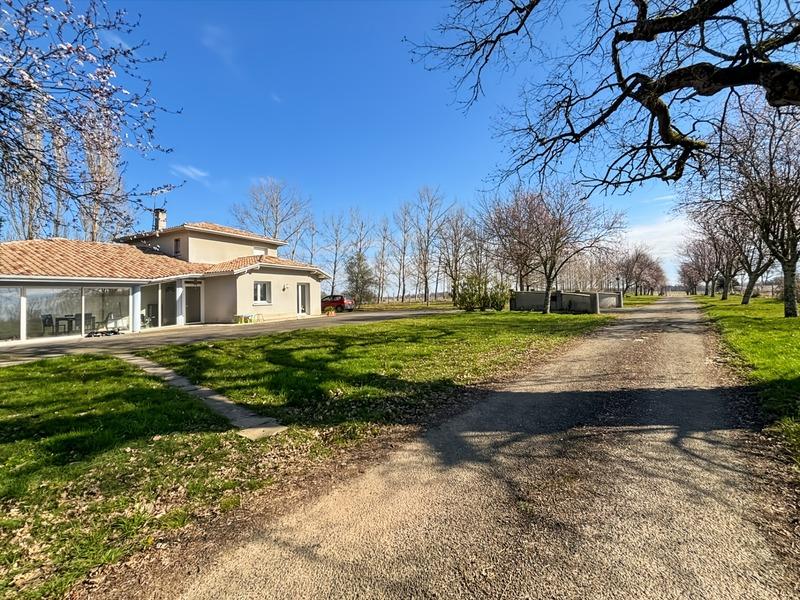 Maison - 160 m² - 5 pièces