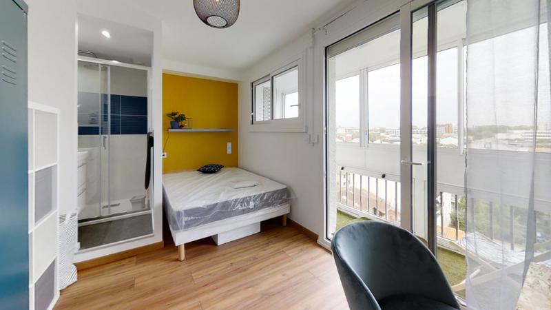 Appartement - 102 m² - 6 pièces