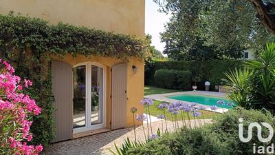 Maison - 197 m² - 7 pièces