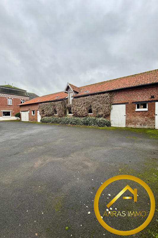 Maison - 192 m² - 6 pièces