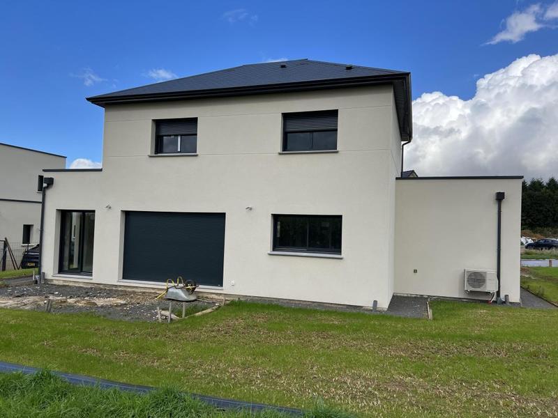 Maison - 140 m² - 6 pièces