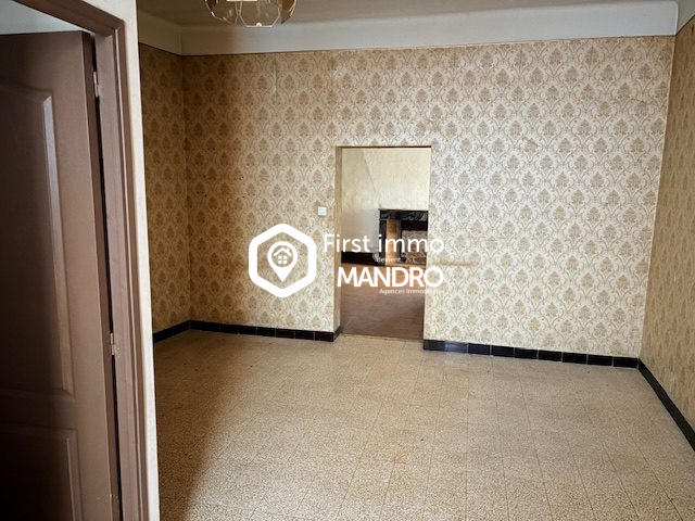 Maison ancienne - 220 m² - 7 pièces