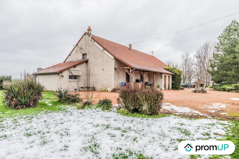 Maison ancienne - 225 m² - 8 pièces