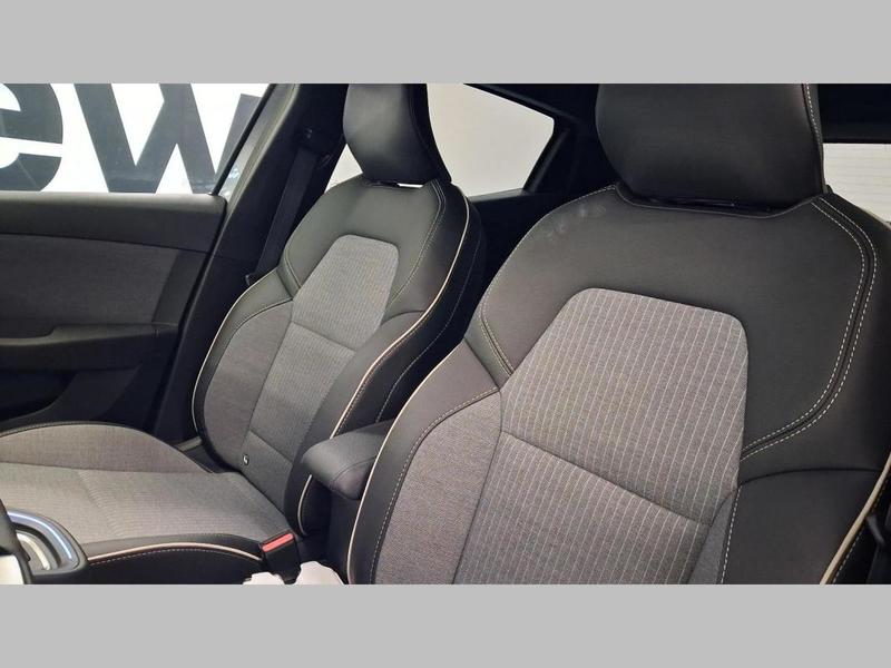 Renault Clio V E-Tech full hybrid 145 ch Gsr2 Techno