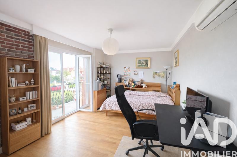 Maison - 121 m² - 6 pièces