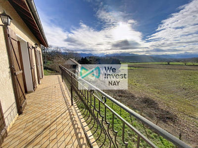 Maison traditionnelle - 145 m² - 5 pièces