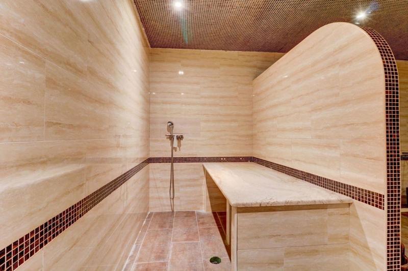 Beauté / Bien-être - 175 m² - 8 pièces