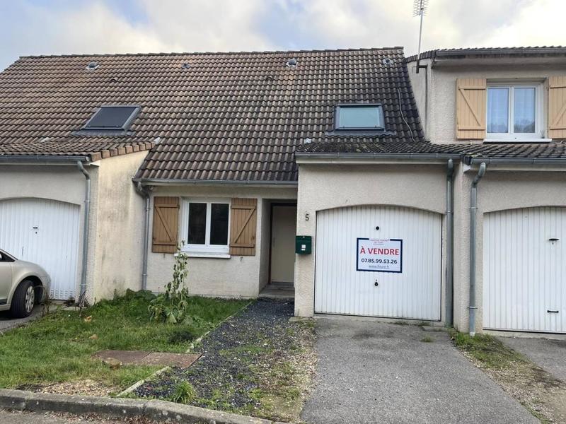 Maison jumelée - 89 m² - 4 pièces