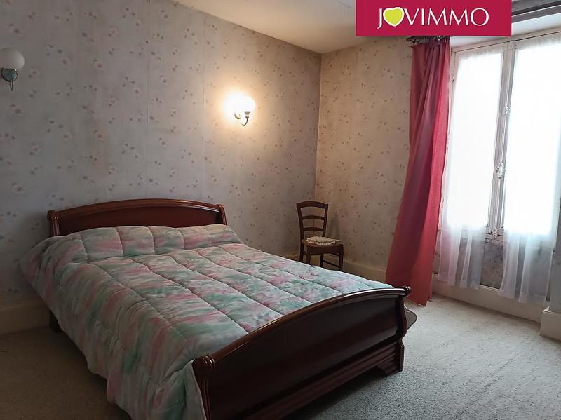 Maison - 150 m² - 8 pièces