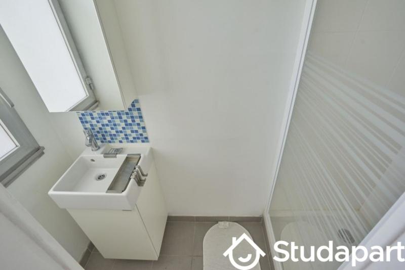 Chambre - 14 m² - 1 pièce