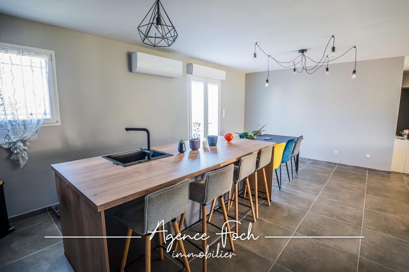 Maison - 122 m² - 6 pièces